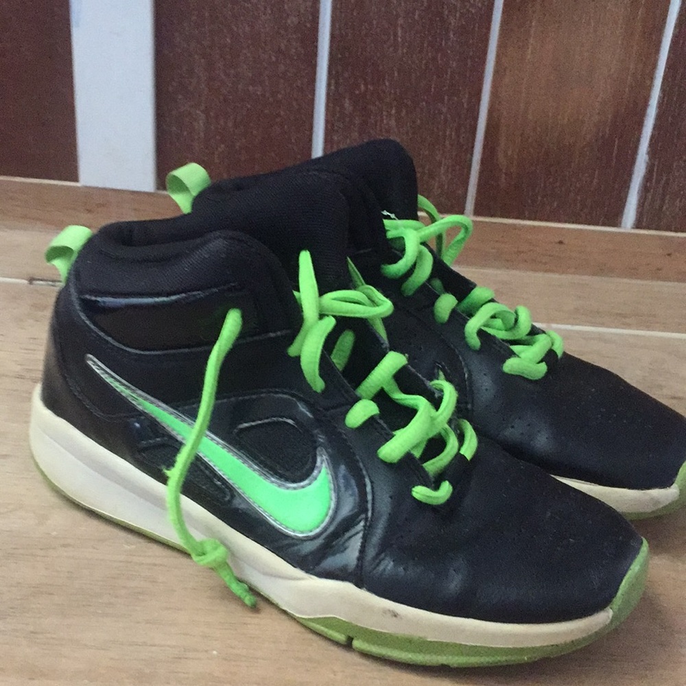 Nike shoes